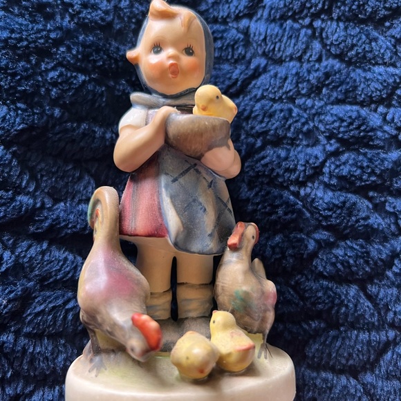 Hummel figurine - Picture 1 of 4